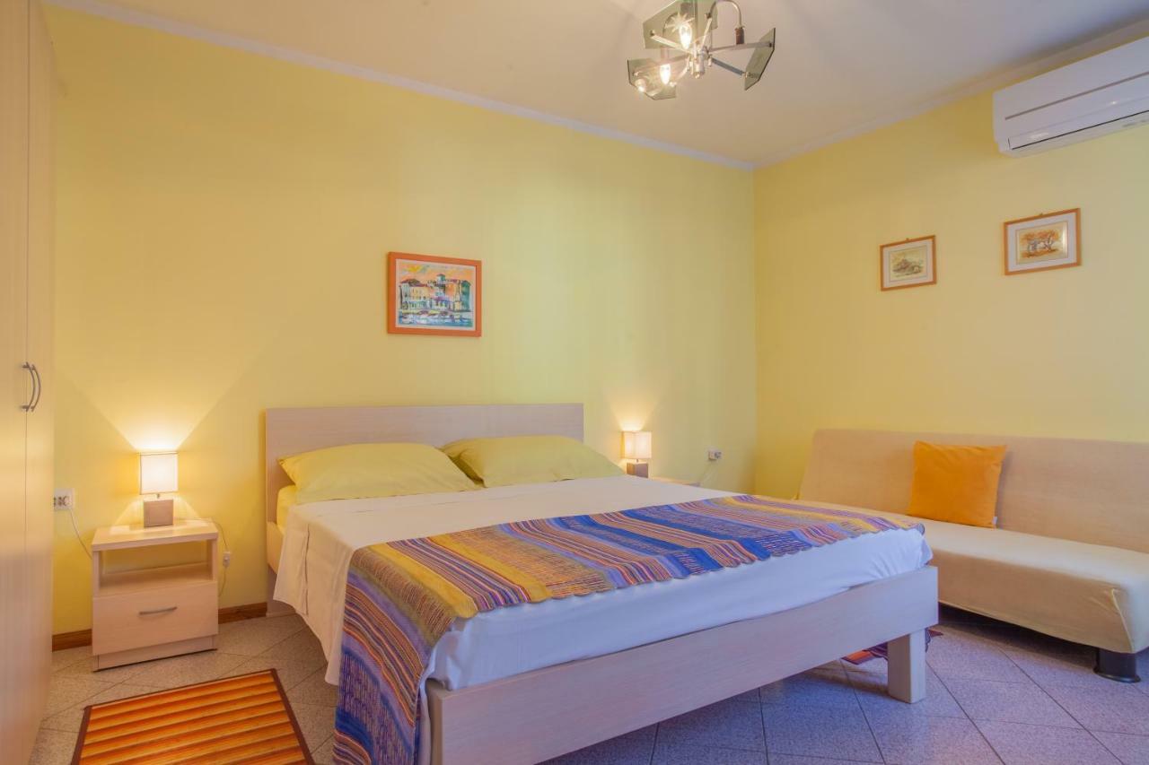 Rooms Ester Đảo Đảo Cres Ngoại thất bức ảnh