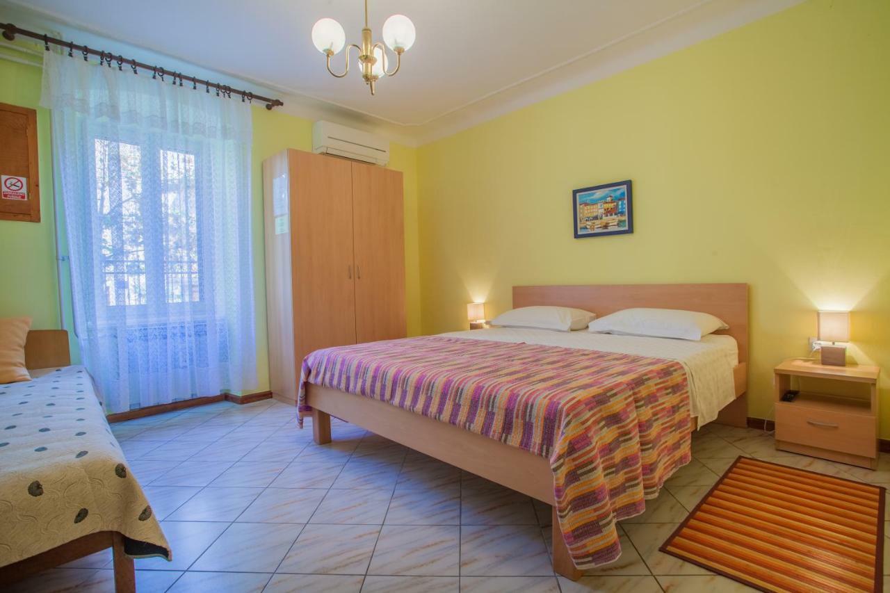 Rooms Ester Đảo Đảo Cres Ngoại thất bức ảnh