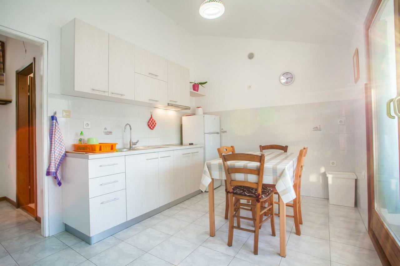 Rooms Ester Đảo Đảo Cres Ngoại thất bức ảnh